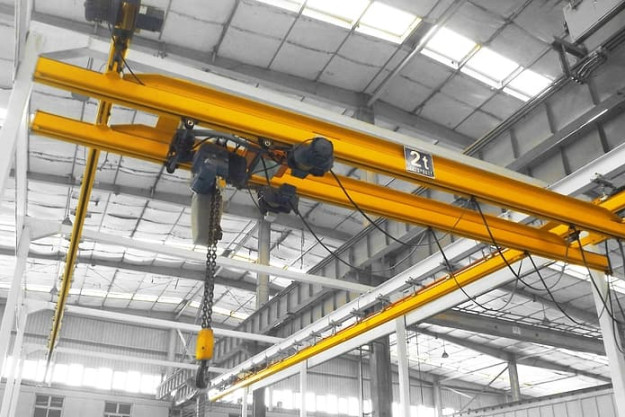kbk-double-girder-suspension-cranes-696×464